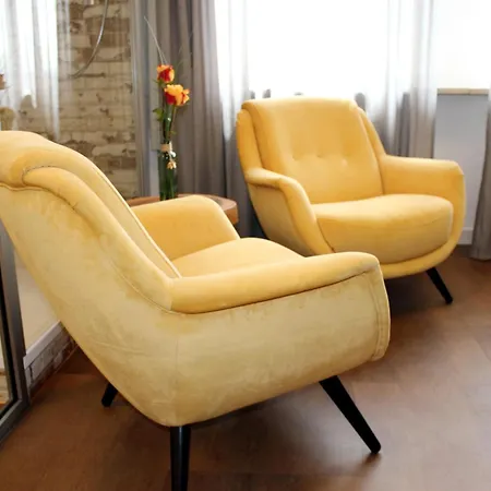 Arthotel Herrsching מלון הרשינג אם אמרזי