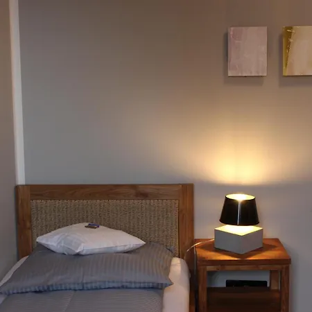 Arthotel Herrsching הרשינג אם אמרזי