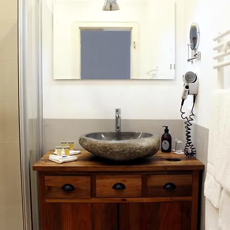 酒店 Arthotel Herrsching 3*