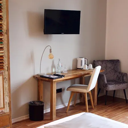 酒店 Arthotel Herrsching 3*