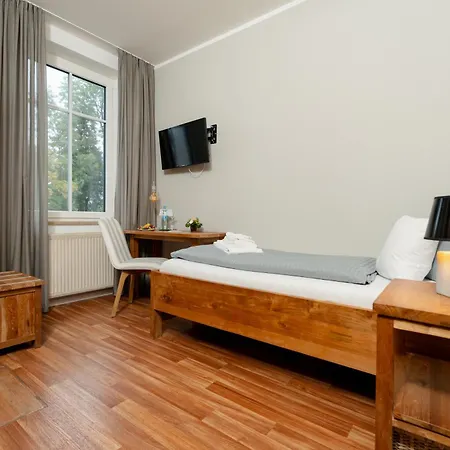 酒店 Arthotel Herrsching